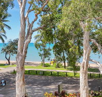 Hibiscus in Marlin Waters Palm Cove - NT Tourism