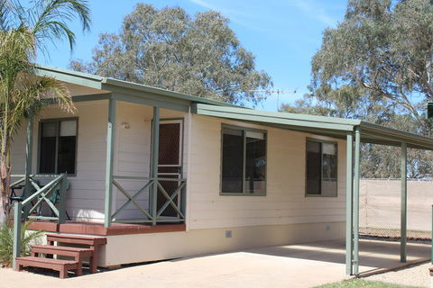 Highway 1 Caravan And Tourist Park - NT Tourism 1
