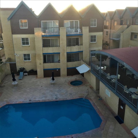 Hillarys Executive Apartment - Accommodation NT 0