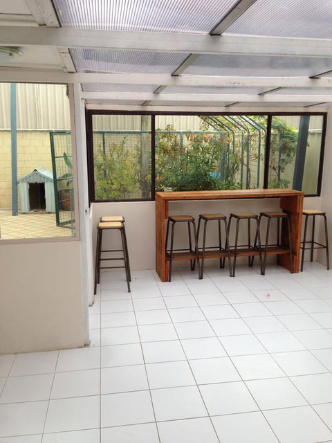 Hillarys Family Holiday Home - Accommodation NT 1