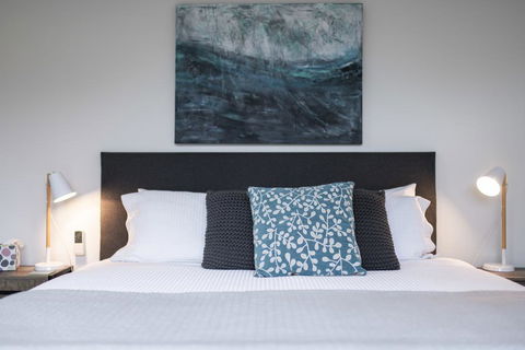 Hilltop Apartments Phillip Island - Accommodation NT 3