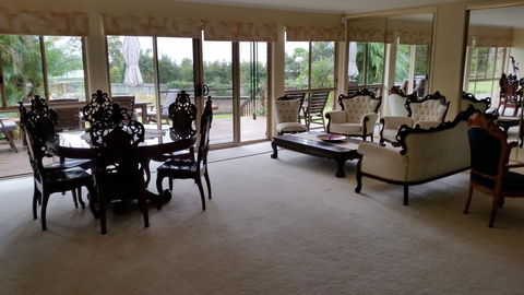 Hilltop Hideaway - Accommodation NT 0