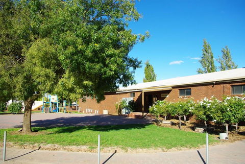 Hilltop Resort - NT Tourism 1