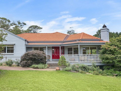 Hillview Cottage - Classic Country Comfort And Charm - Accommodation NT 0
