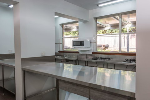 Hoey Moey Backpackers - Accommodation NT 3