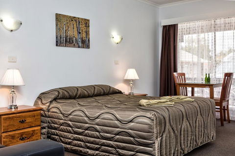 Holbrook Town Centre Motor Inn - NT Tourism 2