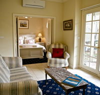 Holly Lane Mews - NT Tourism