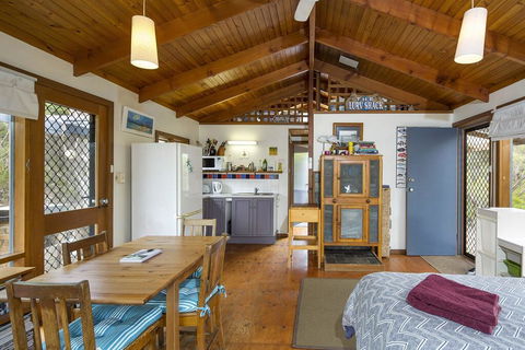Honeyeaters Hideaway In Vivonne Bay - Accommodation NT 3