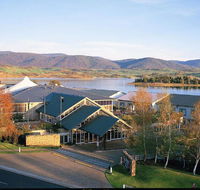 Horizons 418 - Lake Jindabyne Waterfront - NT Tourism
