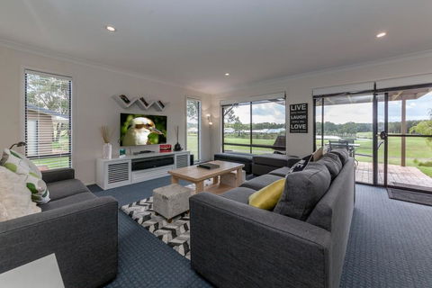 Horizons Golf Club, Villa 124 - NT Tourism 0