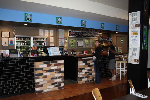 Hotel Beach House Nambour - NT Tourism 3