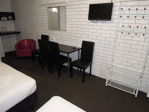 Jackaroo Apartments - Accommodation NT 2