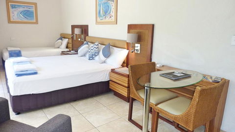 Jadran Motel & El Jays Holiday Lodge - NT Tourism 1