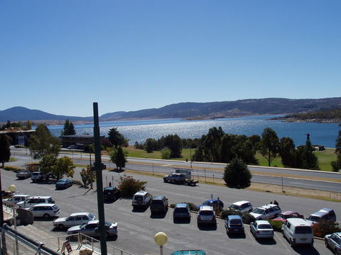 Jasper 3 Town Centre Jindabyne - NT Tourism 0
