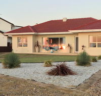 Jewel of the South Beachside Holiday Rental - NT Tourism