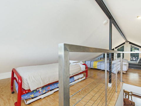 JOHANSSON'S PERCH COTTAGE - Accommodation NT 1