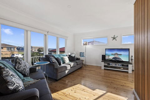 Jubilee Ave 10, Ulladulla - NT Tourism 0