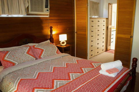 Junction Cottage - Accommodation NT 1