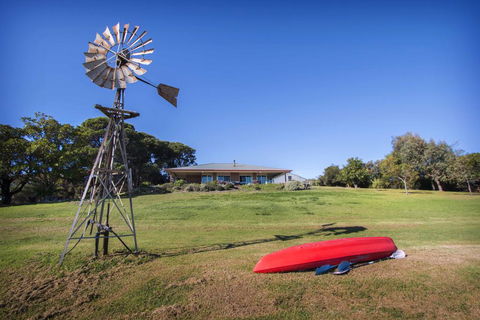 Jury Road - NT Tourism 0