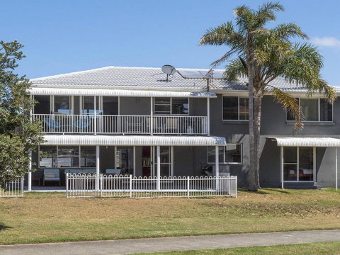 Kendalls Beach House - Accommodation NT 3