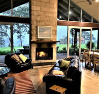 Kenwood Bank Vineyard Retreat - Accommodation NT
