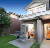 Kew Luxury Townhouse - Accommodation NT