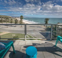 King of North Bay - 103 Gold Coast Drive - NT Tourism