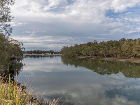 Kookas Nest - Waterfront Home, Tranquil Setting - NT Tourism 3