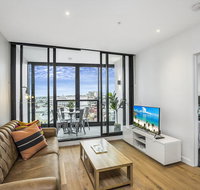 KOZYGURU FORTITUDE VALLEY 2 BED DESIGNER APT  FREE PARKING QFV179-803 - Accommodation NT