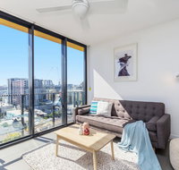 KOZYGURU FORTITUDE VALLEY AMAZING VIEW 2BED APT  FREE PARKING QFV010 - Accommodation NT