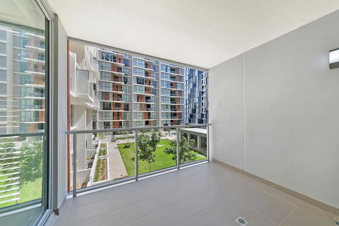 KOZYGURU MASCOT WALK TO STATION MODERN DESIGNER 2 BED APT FREE PARKING NMA260-312 - Accommodation NT 3