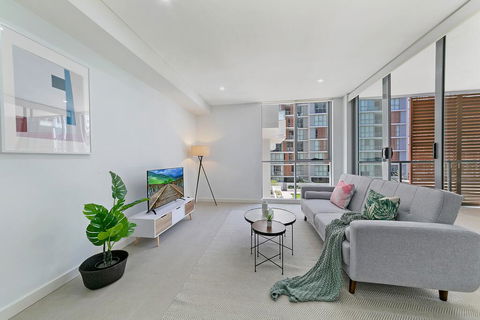 KOZYGURU MASCOT WALK TO STATION MODERN DESIGNER 2 BED APT FREE PARKING NMA260-312 - Accommodation NT 0