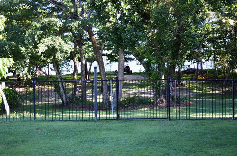 Kurrimine Beach Huts - NT Tourism 0