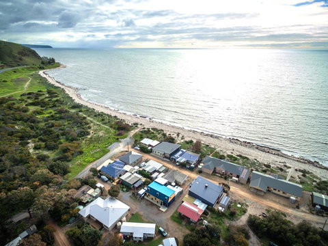 Lady Bay Getaway - 12 Lady Bay, Normanville - Accommodation NT 2