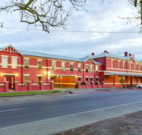 Lake Inn - Ballarat - Accommodation NT