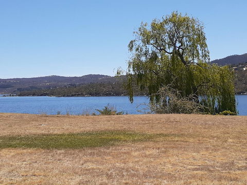 Lake Jindabyne Hotel - Accommodation NT 2