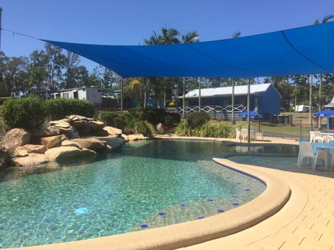 Lake Tinaroo Holiday Park - NT Tourism 0