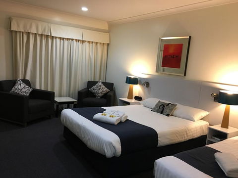 Lakeview Motor Inn - Accommodation NT 1