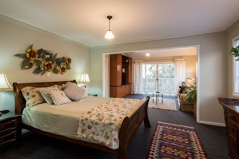 Land Of Lost Treasure - Accommodation NT 0