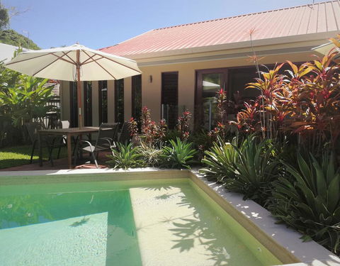 Latania Luxury Villa - NT Tourism 0