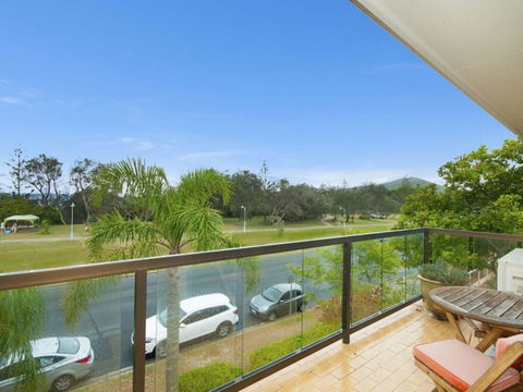 Lawson Beachfront - NT Tourism 1