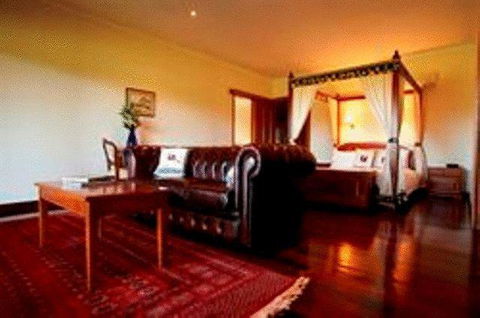Lazy River Boutique Bed & Breakfast - NT Tourism 0