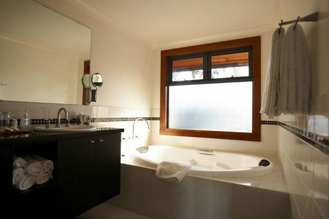 Lazy River Boutique Bed & Breakfast - NT Tourism 2