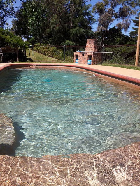 Leafield Cottages - NT Tourism 3