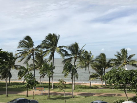 Lighthouse Apartments On The Strand - Accommodation NT 0