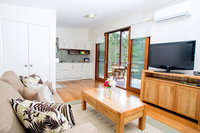 Lilypad Luxury Cabins