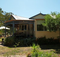 Lilys by the Lake - Raymond Island Accommodation - NT Tourism