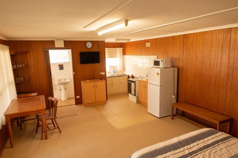 Limestone Cottage - NT Tourism 2