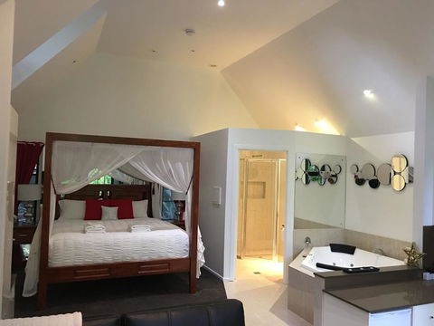 Linger A While Chalet - NT Tourism 2