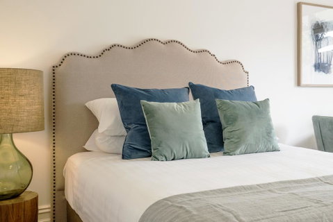 Luxurious Light-filled Studio In Winning Location - NT Tourism 2